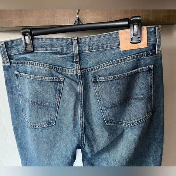 Lucky Brand| Sienna Slim Boyfriend Jeans, Distressed Style, Size 6/28••• - Picture 3 of 15